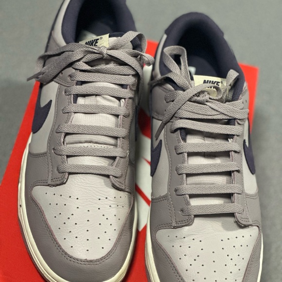 NIKE DUNK LOW RETRO SE - Picture 1 of 5